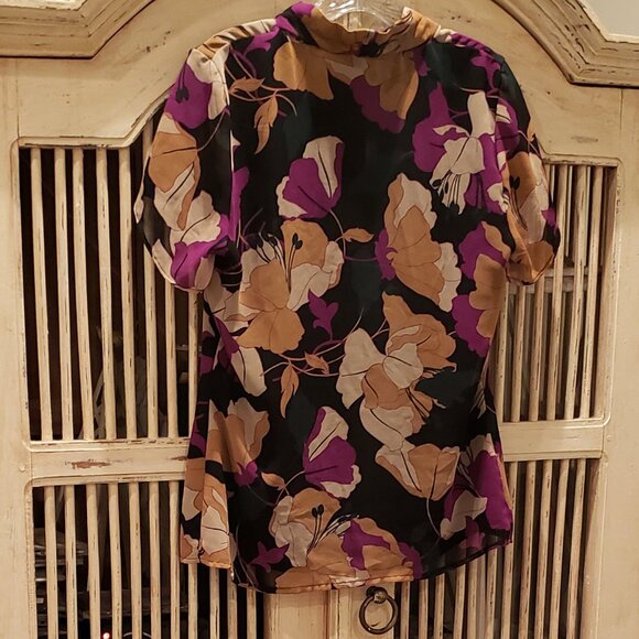 Calvin Klein Black Floral Print Pullover Top - Picture 4 of 9